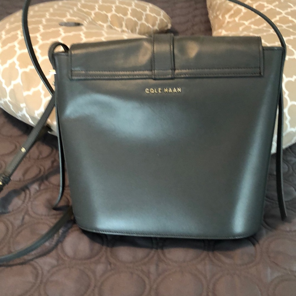 Handbag - Picture 2 of 2